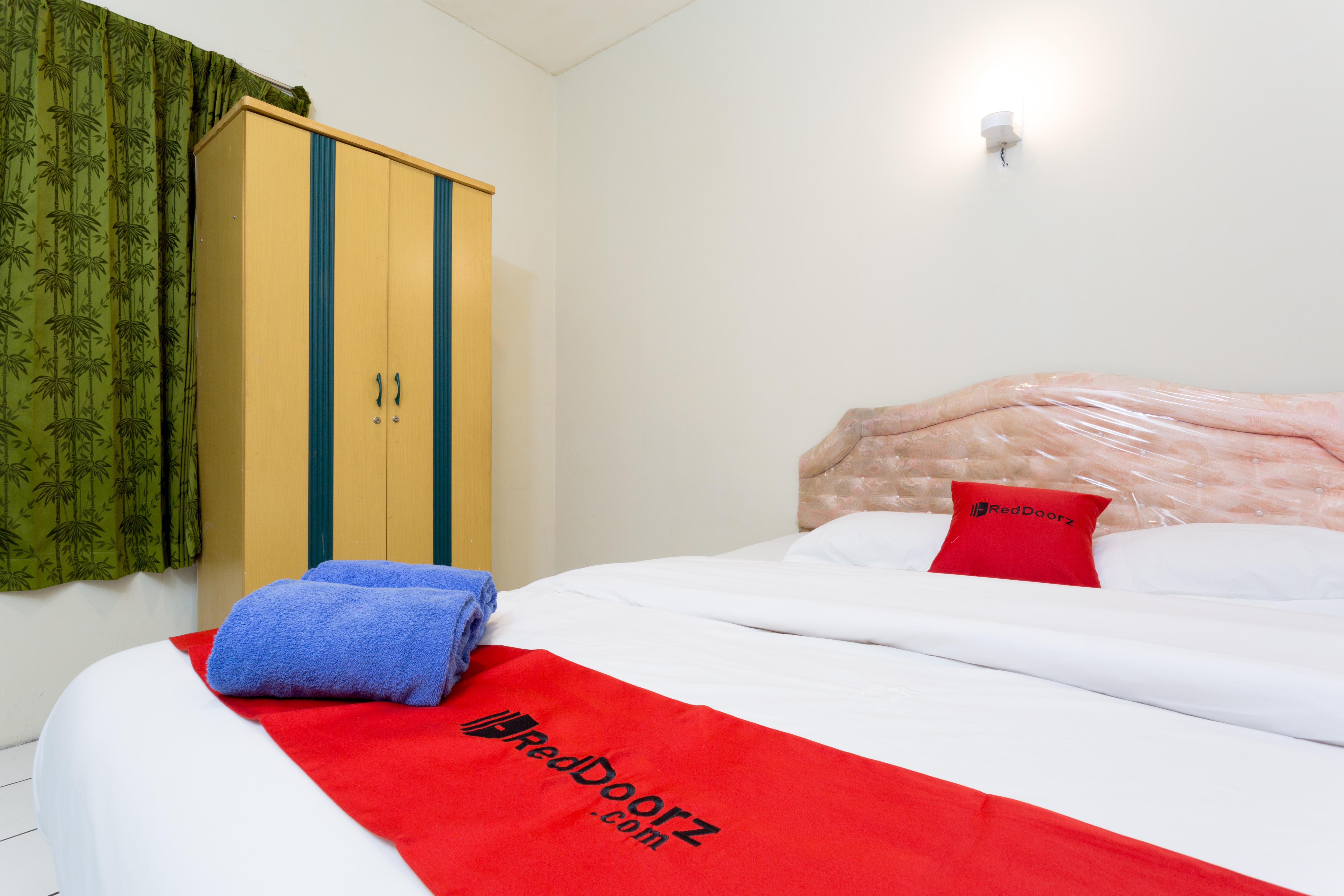 Reddoorz @ Supratman Street Otel Bandung Dış mekan fotoğraf